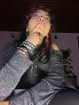 Snapshot of _Gothiccbitch_ chatting on 01.09.25  Gothiccbitch  online show from 01.09.25