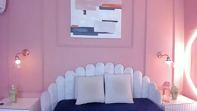 Snapshot of mara_brooks chatting on 12.27.24 mara brooks online show from 12.27.24