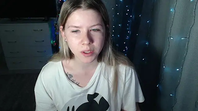 Snapshot of MelissaXKinky chatting on 01.09.25 MelissaXKinky online show from 01.09.25