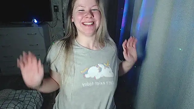 Snapshot of MelissaXKinky chatting on 03.06.25 MelissaXKinky online show from 03.06.25