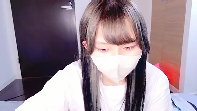 senachinnn online show from 10.19.25