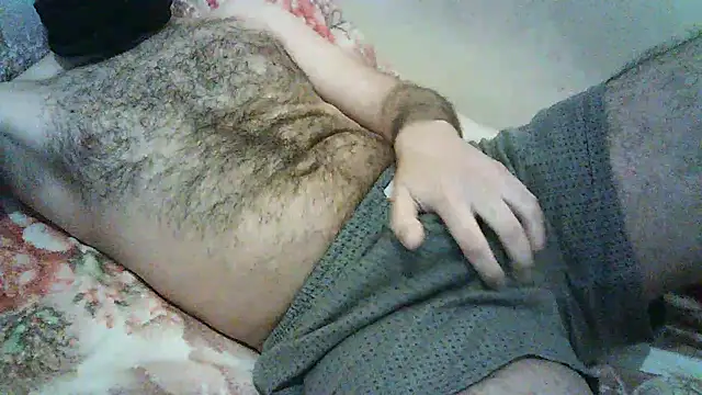Snapshot of Hairyarabguy chatting on 02.03.25 Hairyarabguy online show from 02.03.25