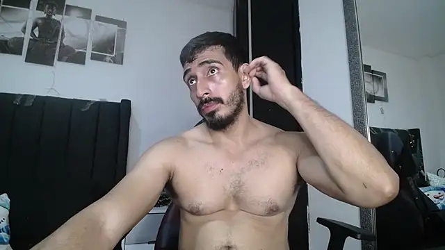 Snapshot of muscle_ares chatting on 12.03.24 muscle ares online show from 12.03.24