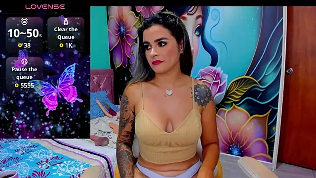 Snapshot of mia_bigtits17 chatting on 12.05.24 mia bigtits17 online show from 12.05.24