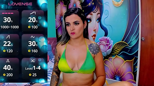Snapshot of mia_bigtits17 chatting on 12.13.24 mia bigtits17 online show from 12.13.24