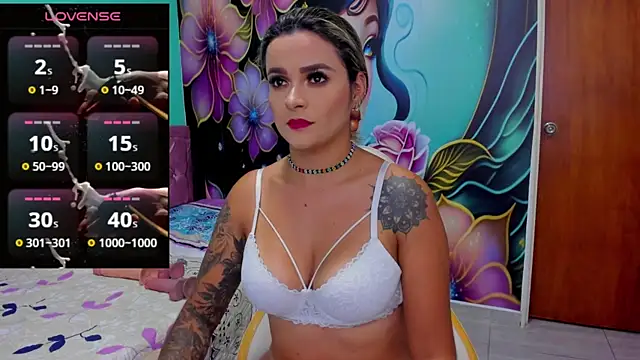 Snapshot of mia_bigtits17 chatting on 03.07.25 mia bigtits17 online show from 03.07.25