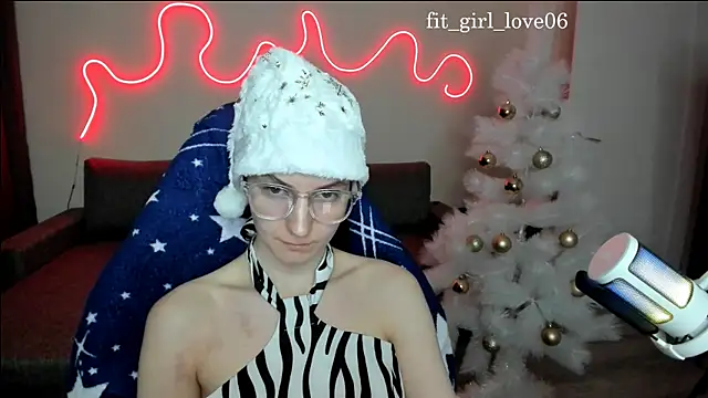 Snapshot of Bridget_fitness chatting on 12.25.24 Bridget fitness online show from 12.25.24