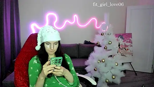 Snapshot of Bridget_fitness chatting on 12.31.24 Bridget fitness online show from 12.31.24