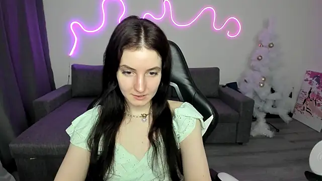 Snapshot of Bridget_fitness chatting on 01.06.25 Bridget fitness online show from 01.06.25