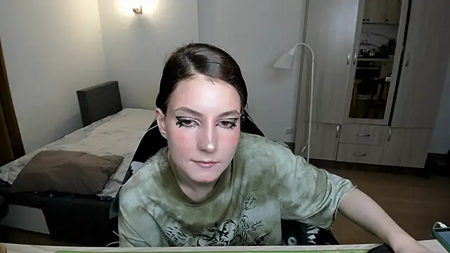 Snapshot of Bridget_fitness chatting on 01.17.25 Bridget fitness online show from 01.17.25