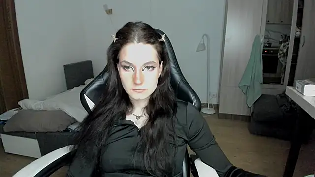 Snapshot of Bridget_fitness chatting on 02.17.25 Bridget fitness online show from 02.17.25