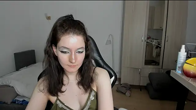 Snapshot of Bridget_fitness chatting on 02.21.25 Bridget fitness online show from 02.21.25