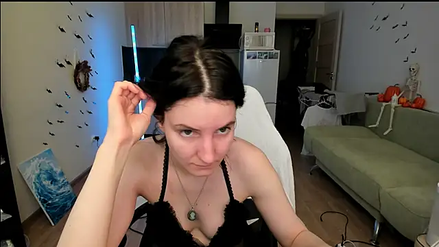 Snapshot of Bridget_fitness chatting on 10.08.25 Bridget fitness online show from 10.08.25