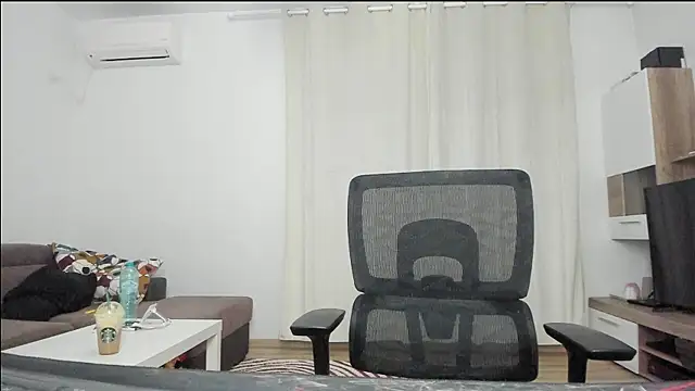 Snapshot of Jimmymorello chatting on 02.13.25 Jimmymorello online show from 02.13.25