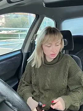 Snapshot of haileyhope_ chatting on 12.30.24 haileyhope  online show from 12.30.24