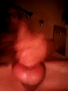 Snapshot of richa22cm chatting on 10.13.25 richa22cm online show from 10.13.25