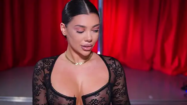 Snapshot of NatyDesiree chatting on 01.07.25 NatyDesiree online show from 01.07.25