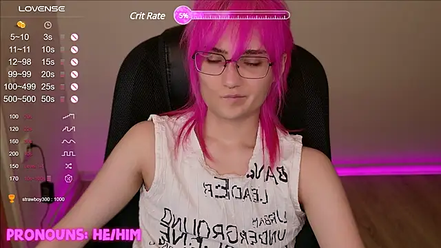 Snapshot of CuteYukiKun chatting on 12.26.24 CuteYukiKun online show from 12.26.24