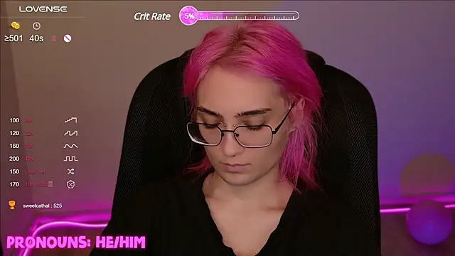 Snapshot of CuteYukiKun chatting on 12.29.24 CuteYukiKun online show from 12.29.24