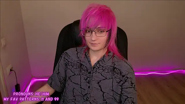 Snapshot of CuteYukiKun chatting on 01.19.25 CuteYukiKun online show from 01.19.25