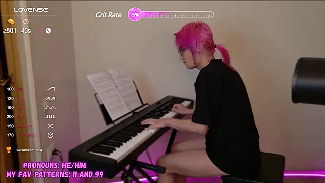 Snapshot of CuteYukiKun chatting on 01.22.25 CuteYukiKun online show from 01.22.25