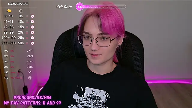 Snapshot of CuteYukiKun chatting on 01.23.25 CuteYukiKun online show from 01.23.25