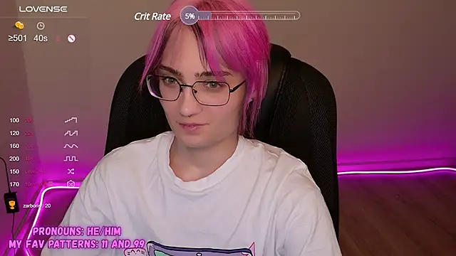 Snapshot of CuteYukiKun chatting on 01.25.25 CuteYukiKun online show from 01.25.25