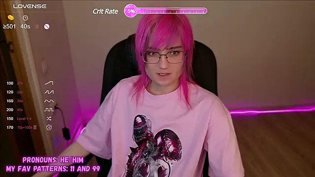 Snapshot of CuteYukiKun chatting on 01.29.25 CuteYukiKun online show from 01.29.25