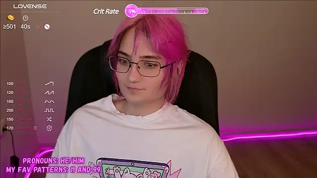 Snapshot of CuteYukiKun chatting on 01.30.25 CuteYukiKun online show from 01.30.25