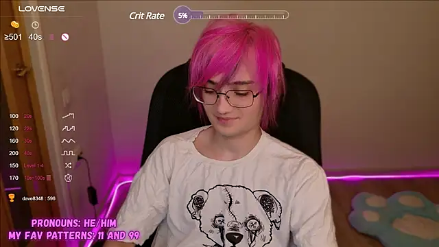 Snapshot of CuteYukiKun chatting on 02.01.25 CuteYukiKun online show from 02.01.25