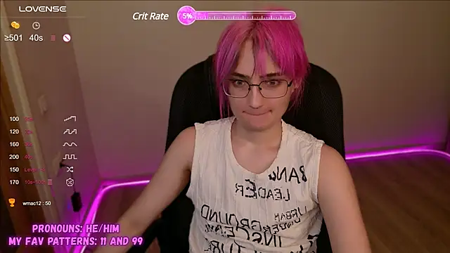 Snapshot of CuteYukiKun chatting on 02.02.25 CuteYukiKun online show from 02.02.25