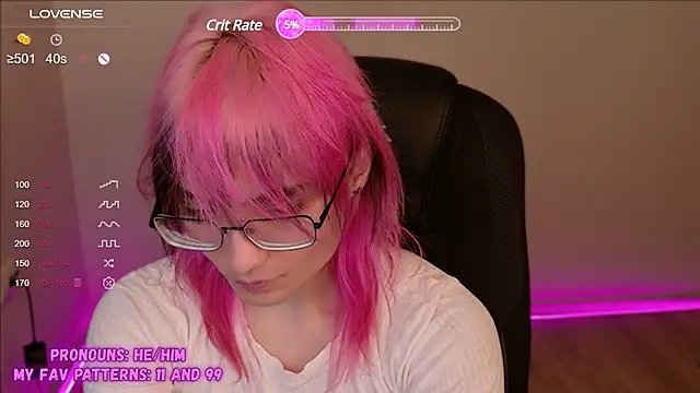 Snapshot of CuteYukiKun chatting on 03.06.25 CuteYukiKun online show from 03.06.25