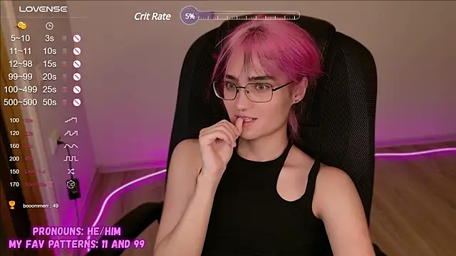 Snapshot of CuteYukiKun chatting on 03.14.25 CuteYukiKun online show from 03.14.25