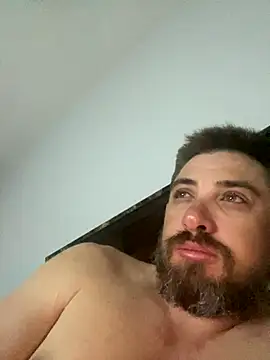 Snapshot of caliguy37 chatting on 09.16.25 caliguy37 online show from 09.16.25