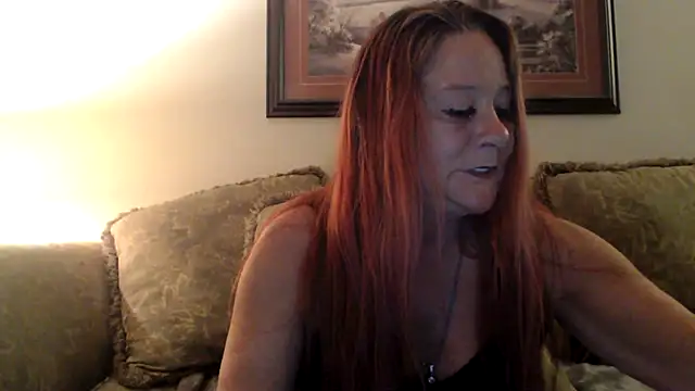 Snapshot of LexxiLeeds chatting on 01.29.25 LexxiLeeds online show from 01.29.25