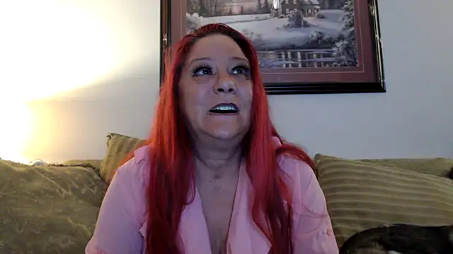 Snapshot of LexxiLeeds chatting on 09.29.25 LexxiLeeds online show from 09.29.25