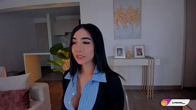 Snapshot of missmegann chatting on 10.11.25 missmegann online show from 10.11.25