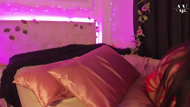 Snapshot of alaskavenom_ chatting on 02.21.25 alaskavenom online show from 02.21.25