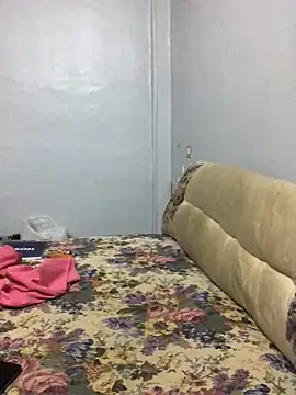 Snapshot of Arabian-B chatting on 02.19.25 Arabian-B online show from 02.19.25