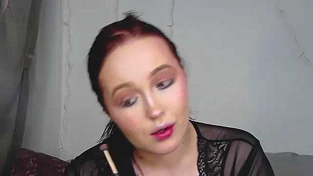 Snapshot of IrinaArt chatting on 01.02.25 IrinaArt online show from 01.02.25