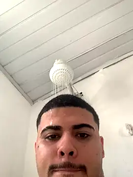 Snapshot of Casal_Safado_ chatting on 10.22.25 Casal Safado  online show from 10.22.25