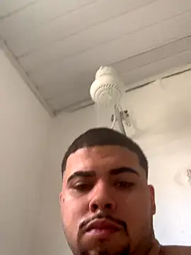 Snapshot of Casal_Safado_ chatting on 10.24.25 Casal Safado  online show from 10.24.25