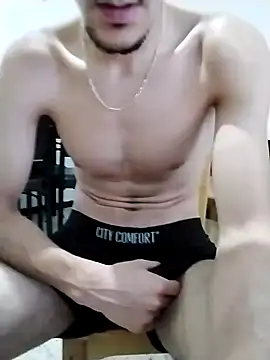 Snapshot of Zoro_23cm chatting on 09.13.25 Zoro 23cm online show from 09.13.25