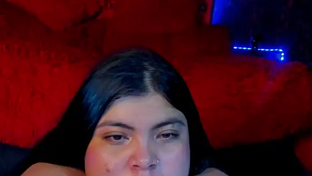 Snapshot of sobigcurvy4u chatting on 12.19.24 sobigcurvy4u online show from 12.19.24