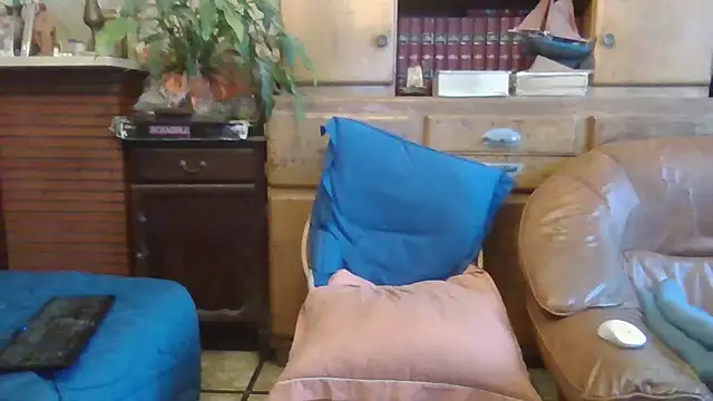 Snapshot of sympatrique chatting on 12.05.24 sympatrique online show from 12.05.24