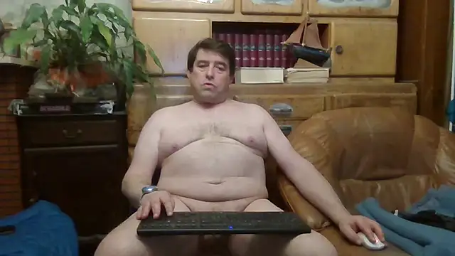 Snapshot of sympatrique chatting on 12.09.24 sympatrique online show from 12.09.24