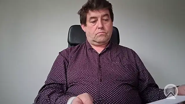 Snapshot of sympatrique chatting on 10.16.25 sympatrique online show from 10.16.25