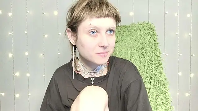 Snapshot of kortny_yo chatting on 12.21.24 kortny yo online show from 12.21.24