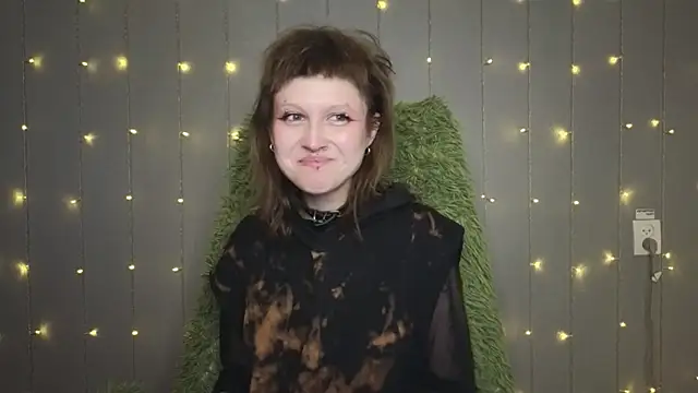 Snapshot of kortny_yo chatting on 02.14.25 kortny yo online show from 02.14.25