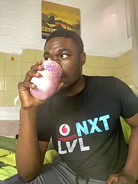 Snapshot of Pinepool21 chatting on 09.25.25 Pinepool21 online show from 09.25.25